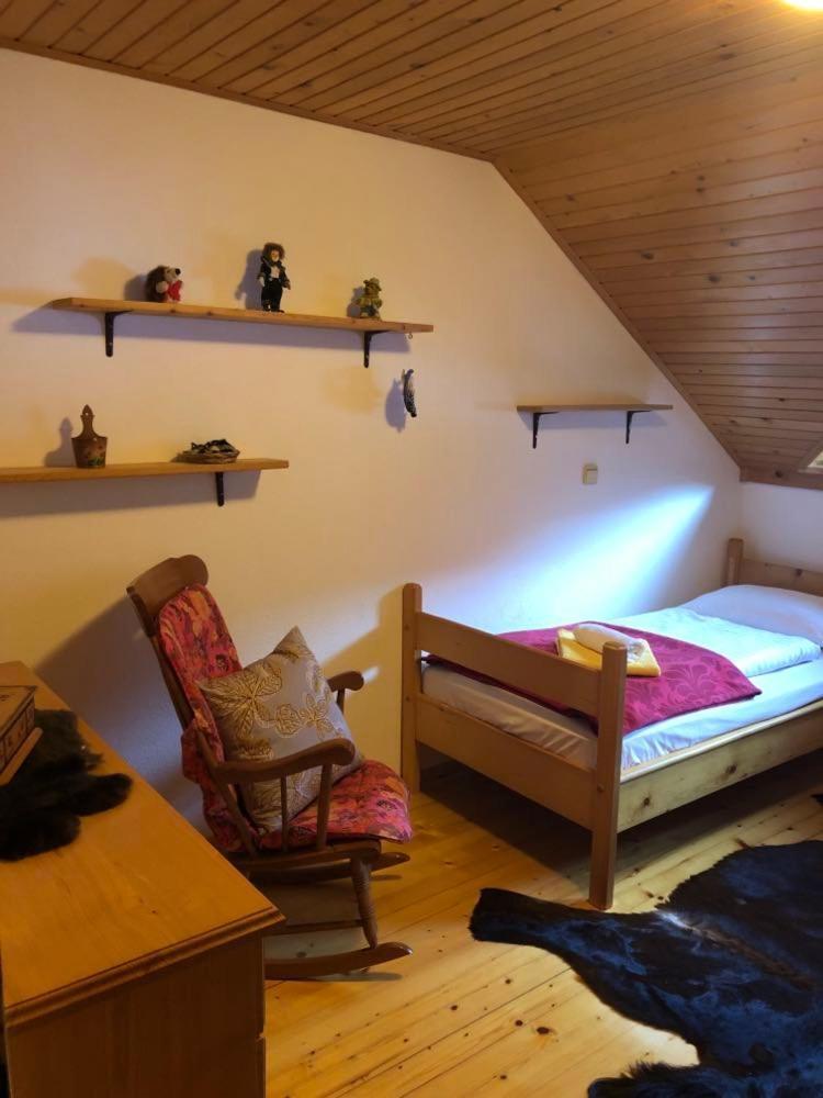 Apartma Cvrsta Trojka Jesenice Exteriér fotografie