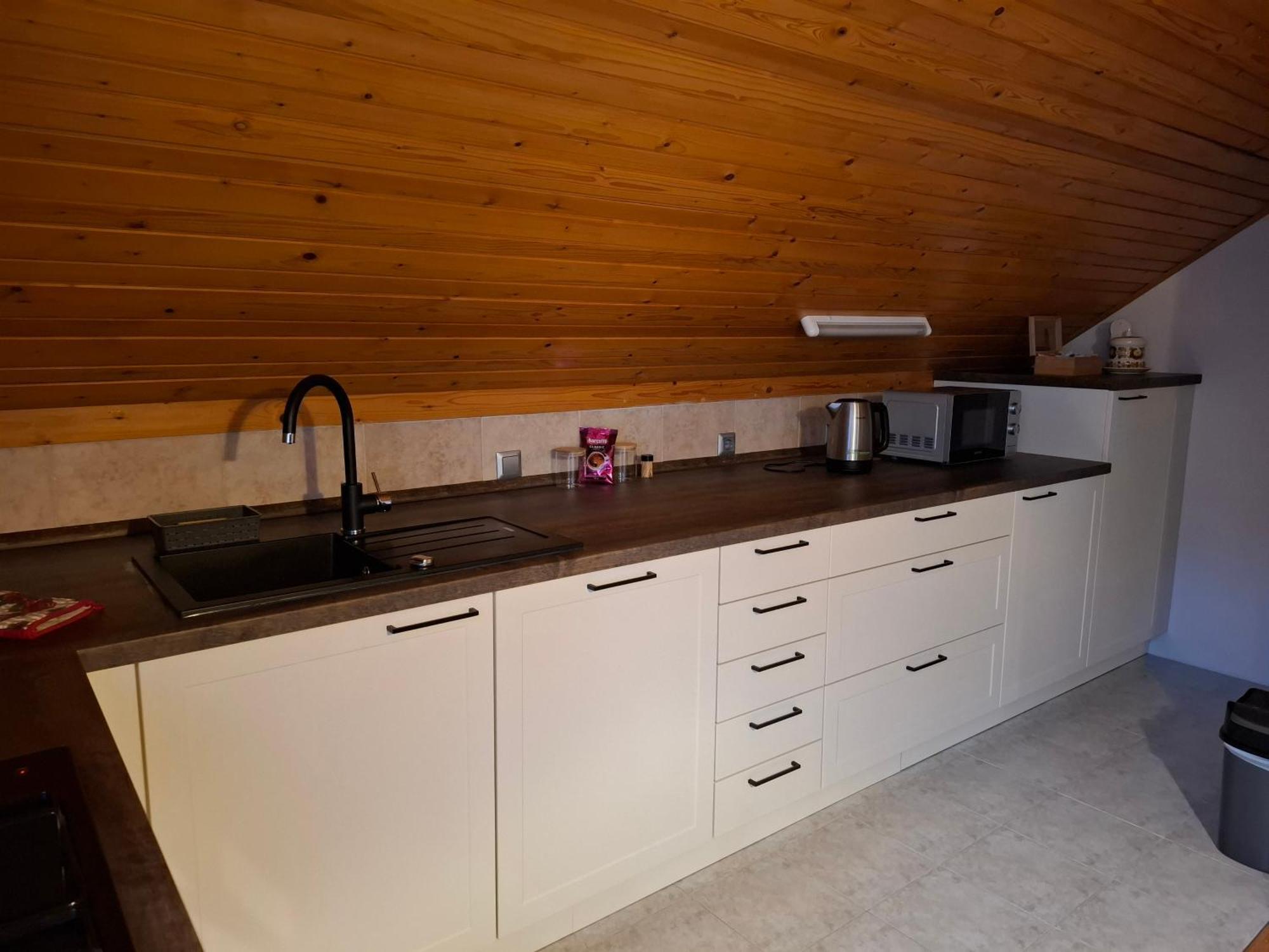 Apartma Cvrsta Trojka Jesenice Exteriér fotografie